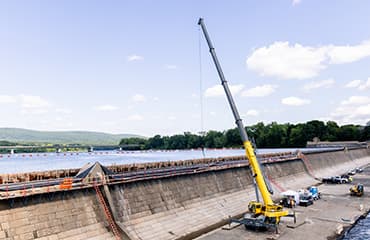 Holyoke Dam Rubber Bladder Replacement 
